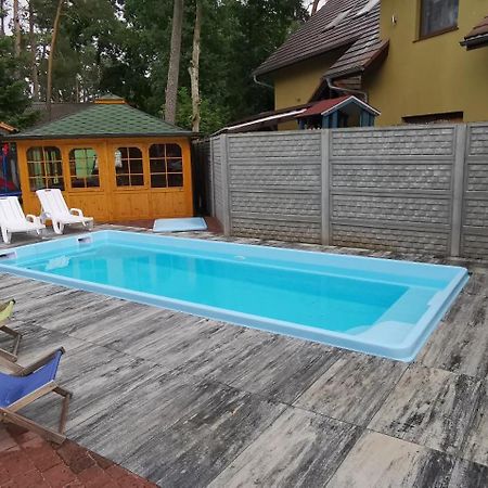 Pod Filarami Pobierowo Hotell Eksteriør bilde